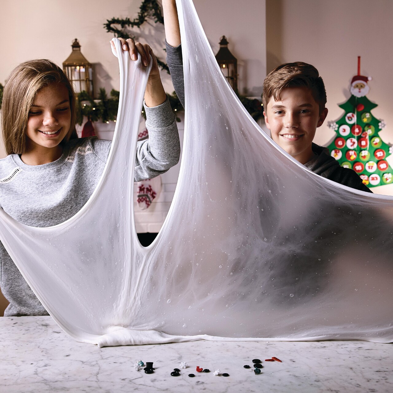 Kids Club: Elmer's Holiday Slime Class